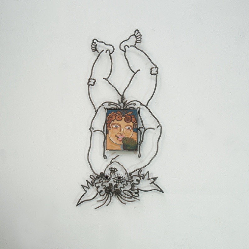 Pera que va de cabeza.