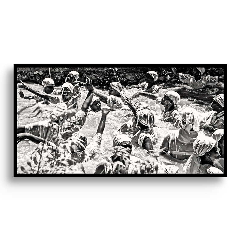 Baño colectivo en la cubeta sagrada